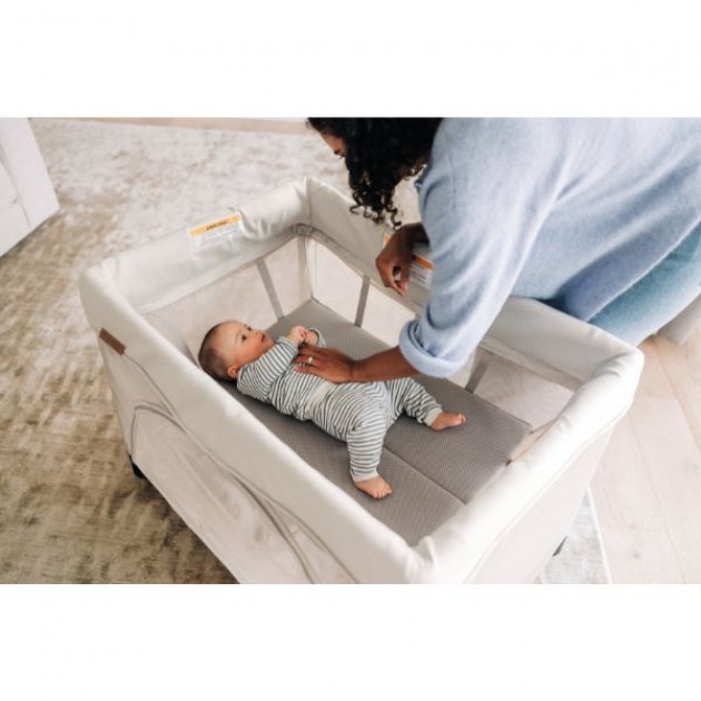 UPPAbaby Remi Portable Travel Cot Charlie